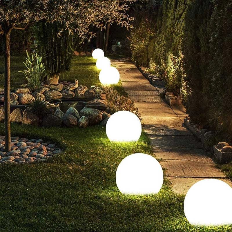 Spherical Garden Light - FairyLightTrees