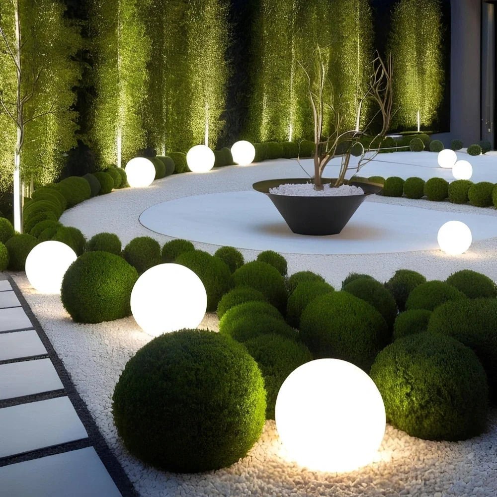 Spherical Garden Light - FairyLightTrees