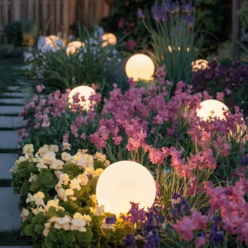 Spherical Garden Light - FairyLightTrees