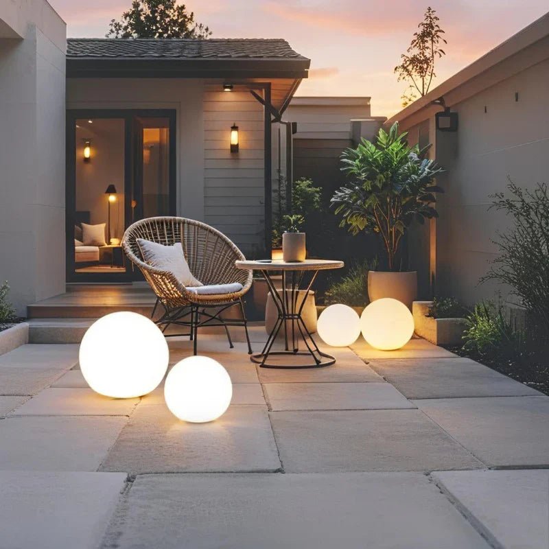 Spherical Garden Light - FairyLightTrees