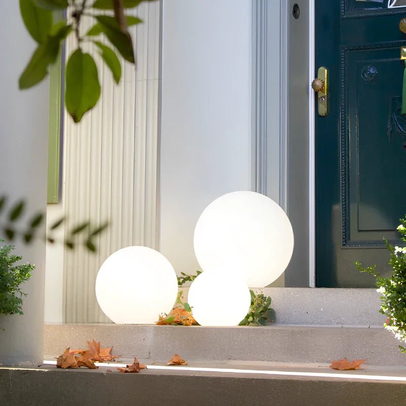 Spherical Garden Light - FairyLightTrees