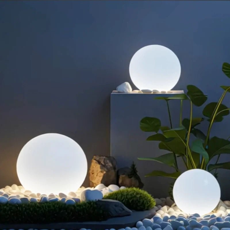 Spherical Garden Light - FairyLightTrees