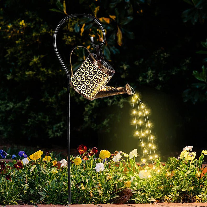 SOLAR WATERING CAN™ - FairyLightTrees
