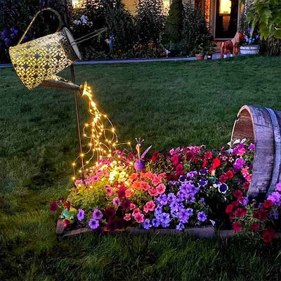 SOLAR WATERING CAN™ - FairyLightTrees